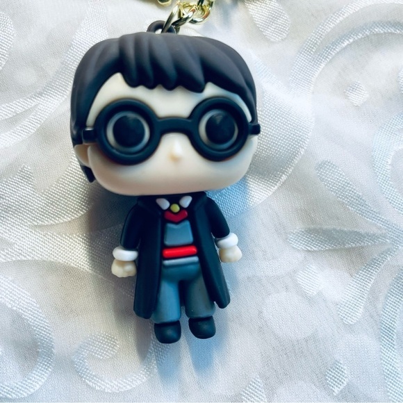 NWT Harry Potter Bracelet Wristlet Keychain - Hogwarts, Gryffindor, Wizard - Picture 4 of 10